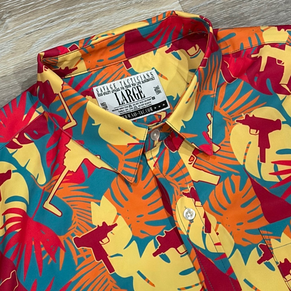 Savage Tacticians Mens Large Tropical Gun Print Short Sleeve Button Up Shirt